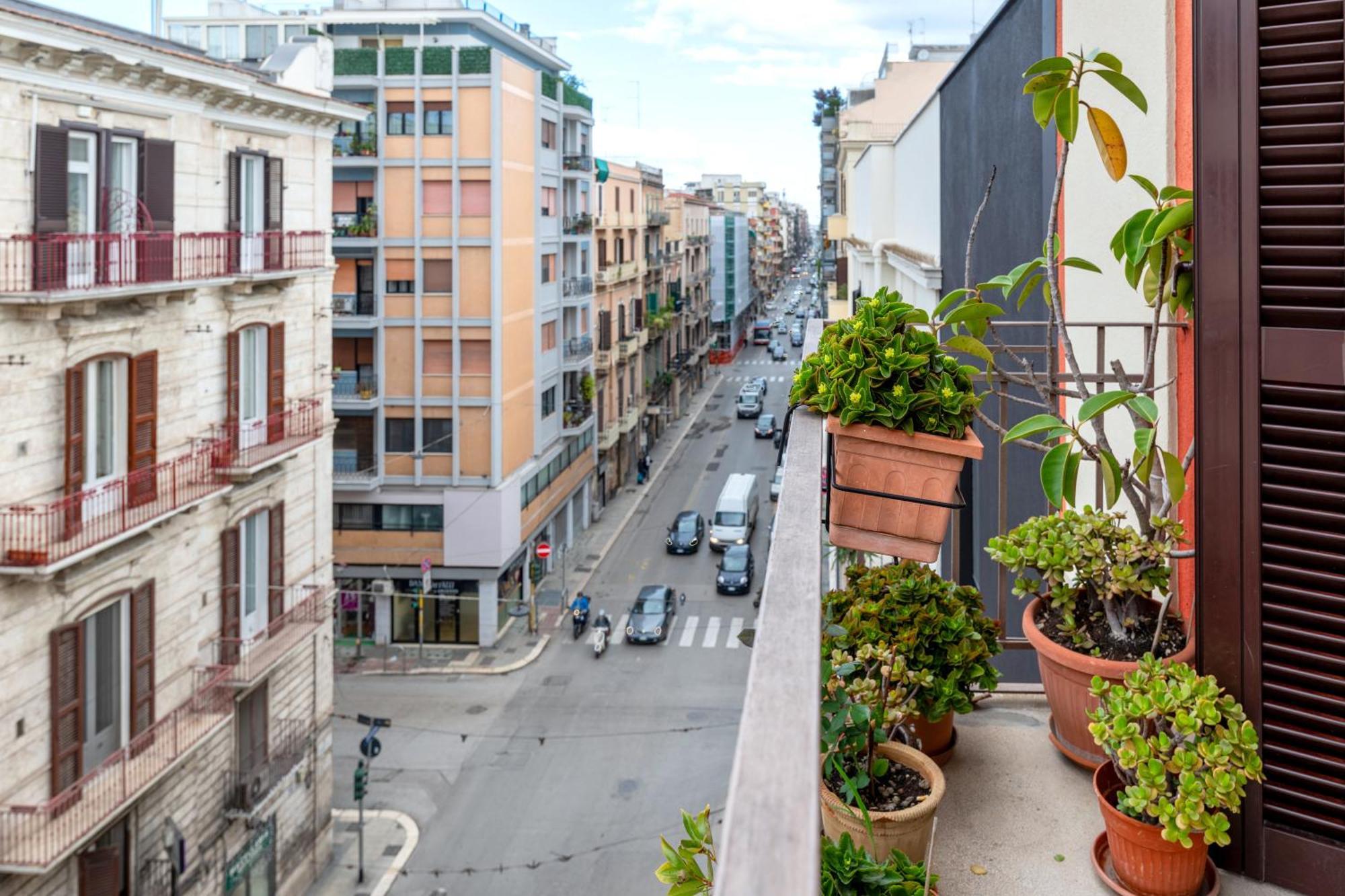 100Mq Maison Paradise - Central & Elegant Apt Bari Eksteriør bilde
